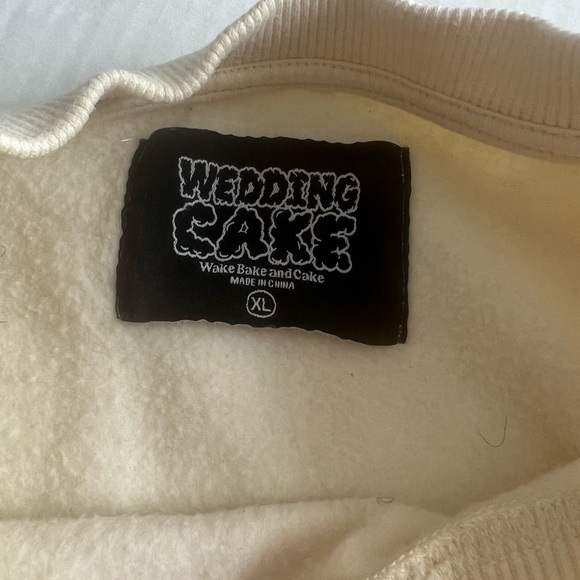 Wedding Cake Wake Bake and cake long sleeve sweater size xl 100% cotton unisex - Picture 8 of 14